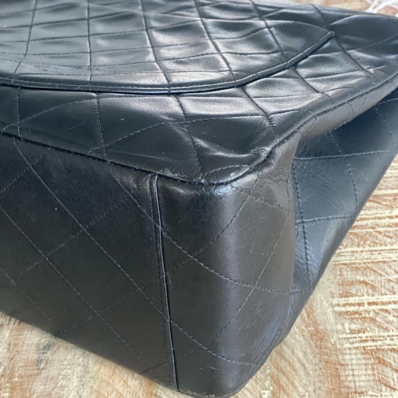 CHANEL XL Jumbo Single Flap Bag - Picture 10 of 14